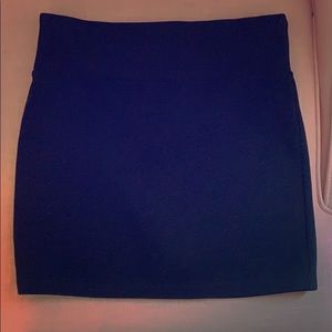 Ribbed black bodycon skirt ⚫️